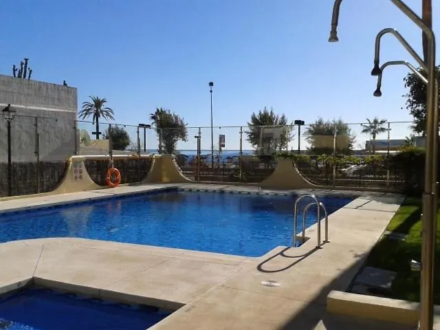 Primera Linea De Playa En Fuengirola Frente Al Puerto Deportivo Апартаменты